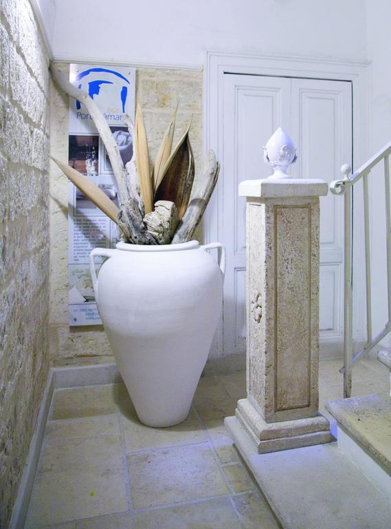 Bed and Breakfast Portadamare Трани Экстерьер фото