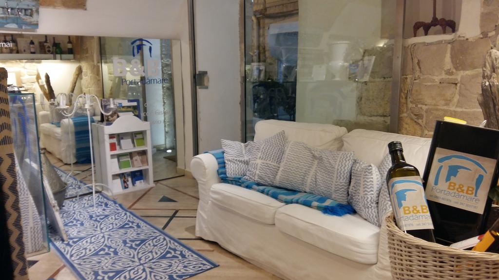 Bed and Breakfast Portadamare Трани Экстерьер фото
